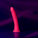 Dildo Slim Réaliste avec Ventouse - Brille dans le Noir - 8'' / 20 cm